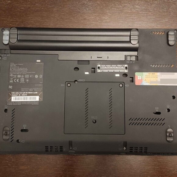 GOOD CONDITION Lenovo ThinkPad X220 i5 3.3GHzTURBO Win10Pro 16GB RAM 512GB SSD - Picture 4 of 12